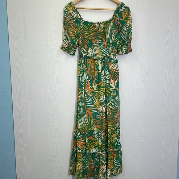 Betsey Johnson - Tropical Leaf Print Smocked Ruffle Tiered Maxi Dress Size XS - Picture 8 of 13